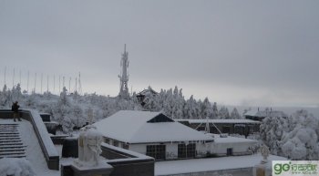 �����Լ��ζ�üɽ��ѩ