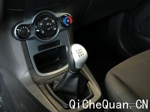 长安福特 嘉年华 2013款 两厢 1.5L 手动时尚型