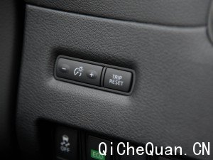 东风日产 楼兰 2015款 2.5T XL 两驱混动尊雅版