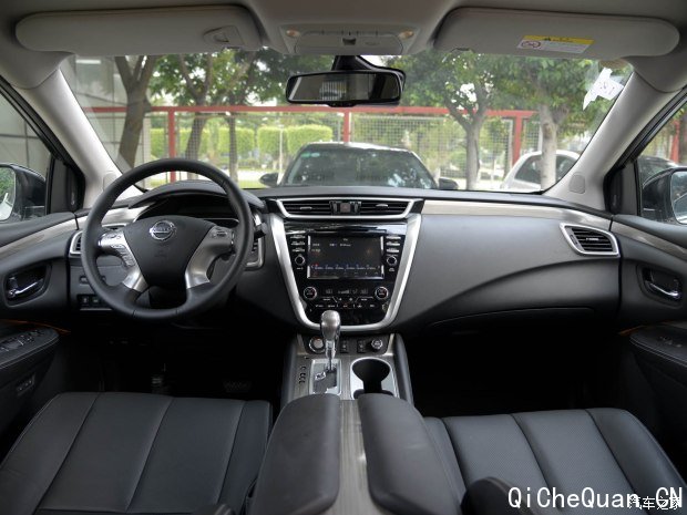 东风日产 楼兰 2015款 2.5T XL 两驱混动尊雅版